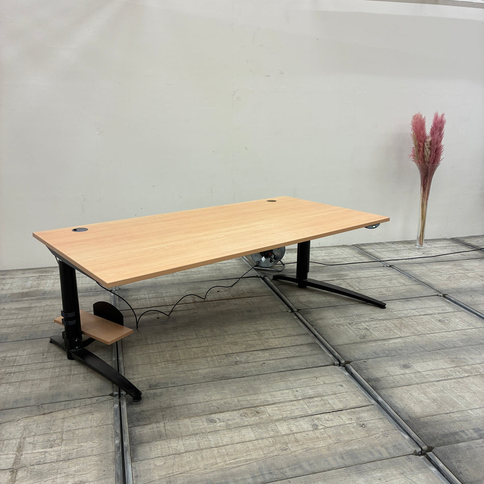 OMT Elektrischer Schreibtisch Buche Holz Tisch Gebraucht 200x100