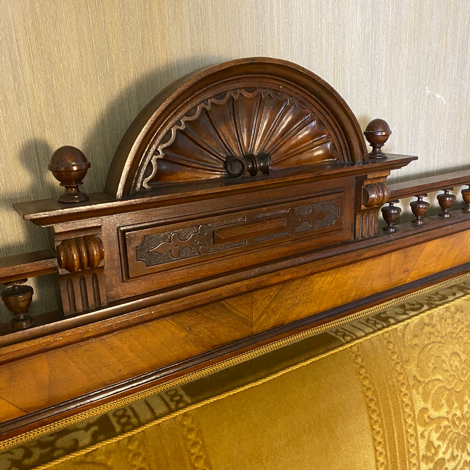 Gründerzeit Sofa Nussbaum Wurzelholz 1880