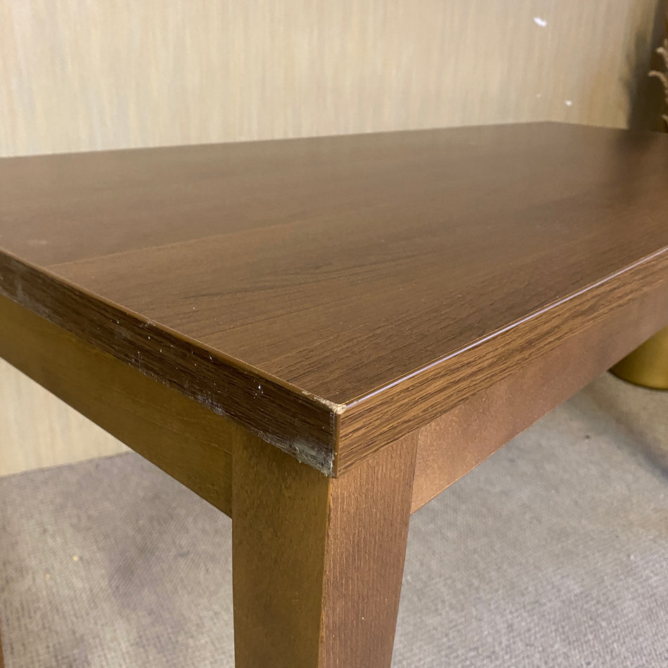 Massiver rechteckiger Holztisch in Nussbaumoptik – Esszimmertisch / Schreibtisch – stabil & zeitlos – Tisch gebraucht