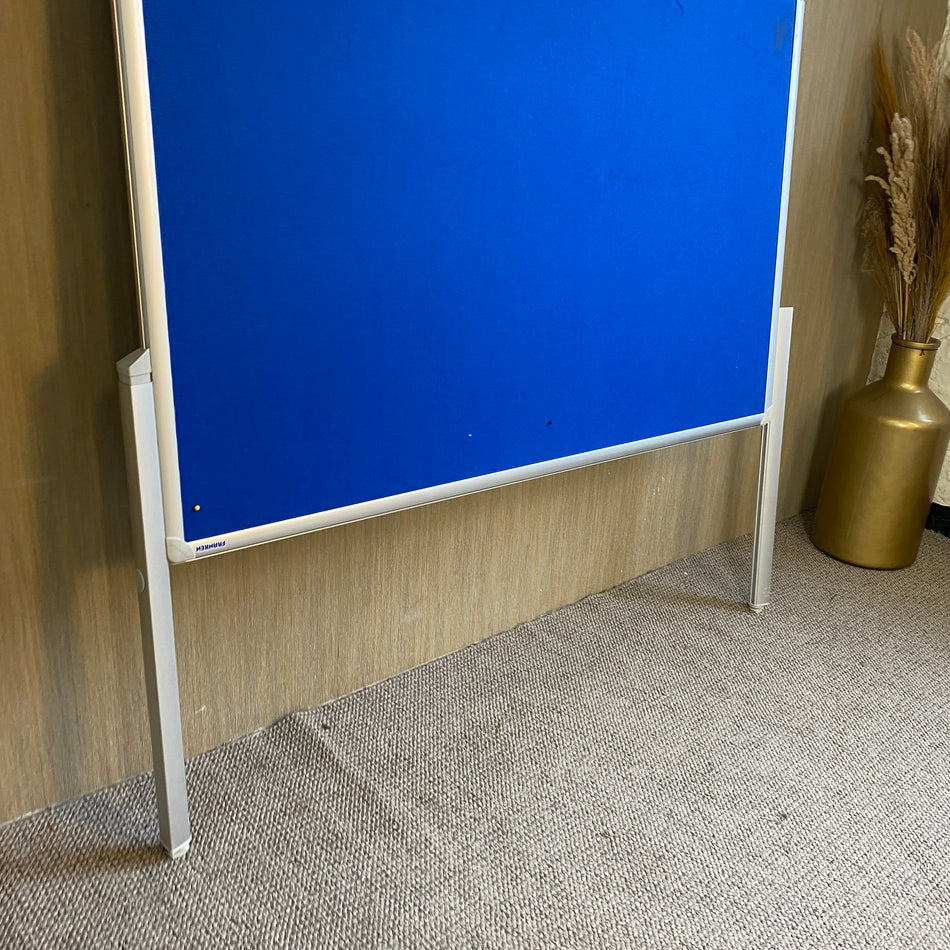 Franken Pinnwand gebraucht blau klappbar 125x195