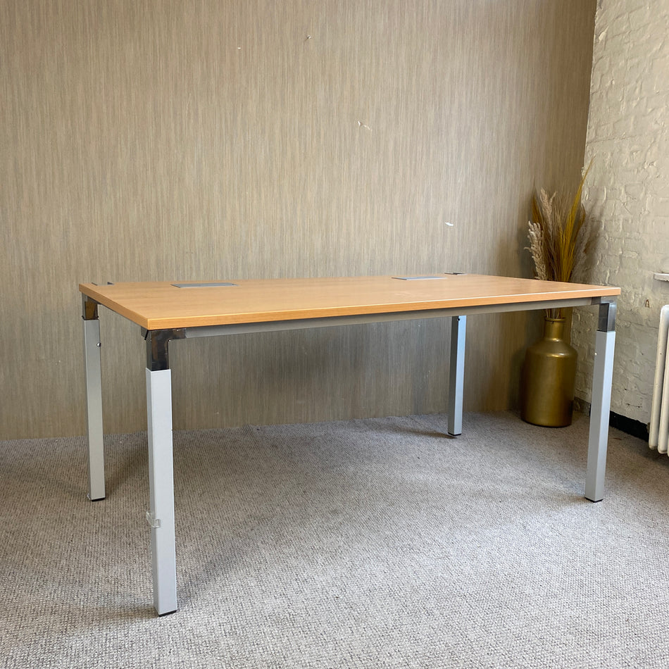 Steelcase Schreibtisch gebraucht Holz silbern 160cm Tisch