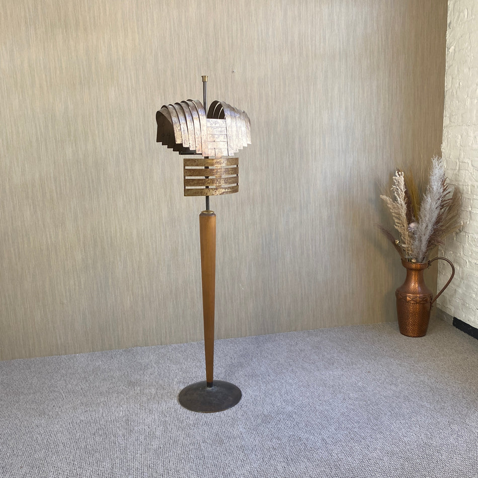 Stilisierter Kleiderständer im Art Deco-Stil antik Rüstung Holzständer