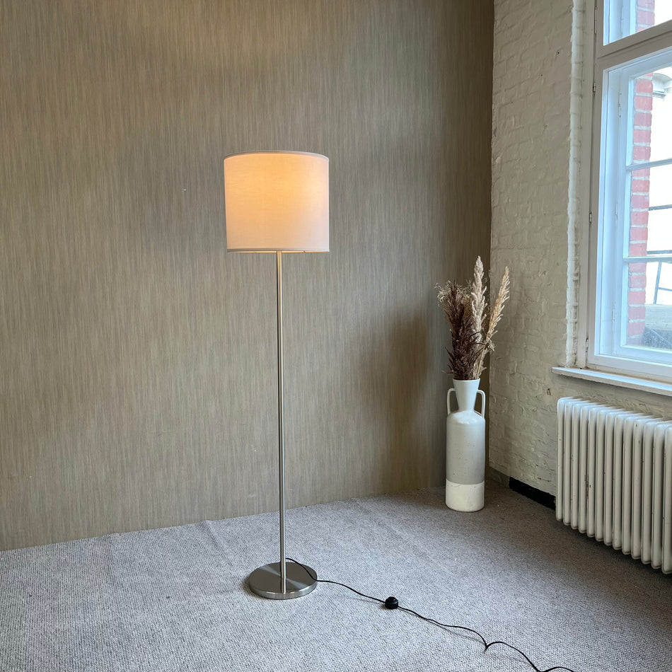 Stehlampe gebraucht beige silbern Stoffschirm Lampe 170cm