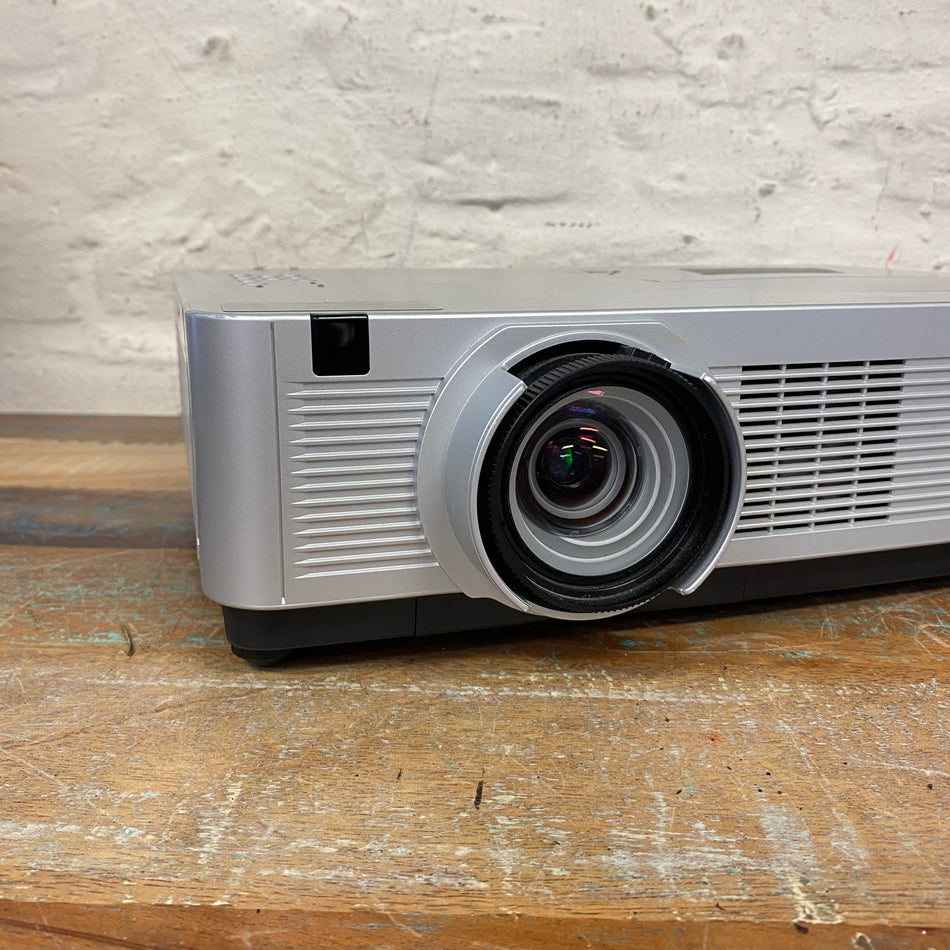 Canon LV -8320 Beamer Standard Throw-Projektor