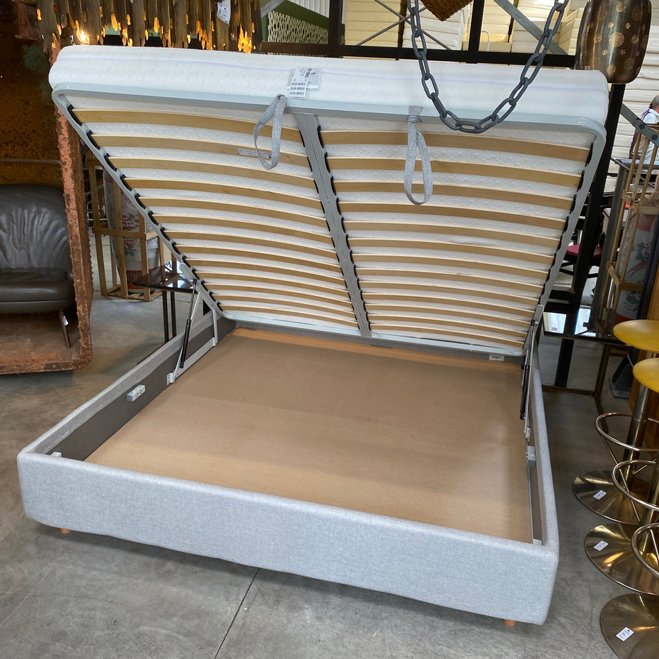 Beyosa Bett White Line grau Doppelbett neuwertig 180x200 inkl Matratze & Lattenrost grau Polsterbett