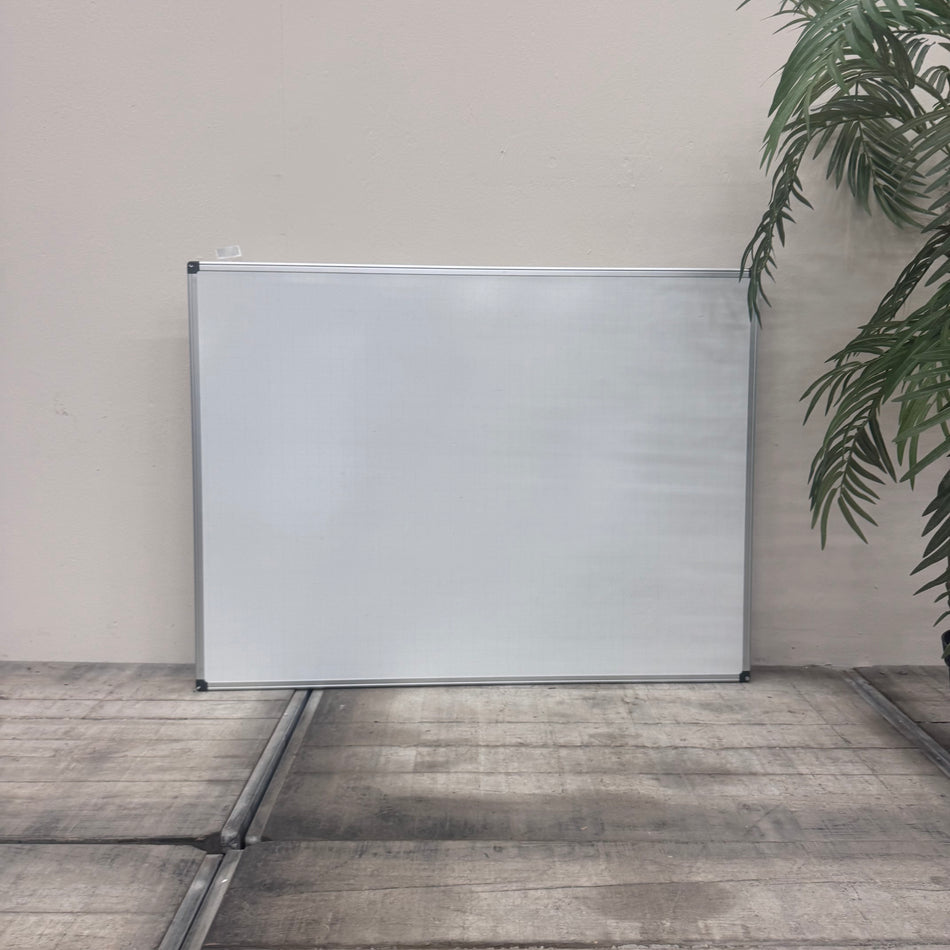 Whiteboard 90x120 Schreibtafel Weiß Metallrahmen Bürobedarf Gebraucht