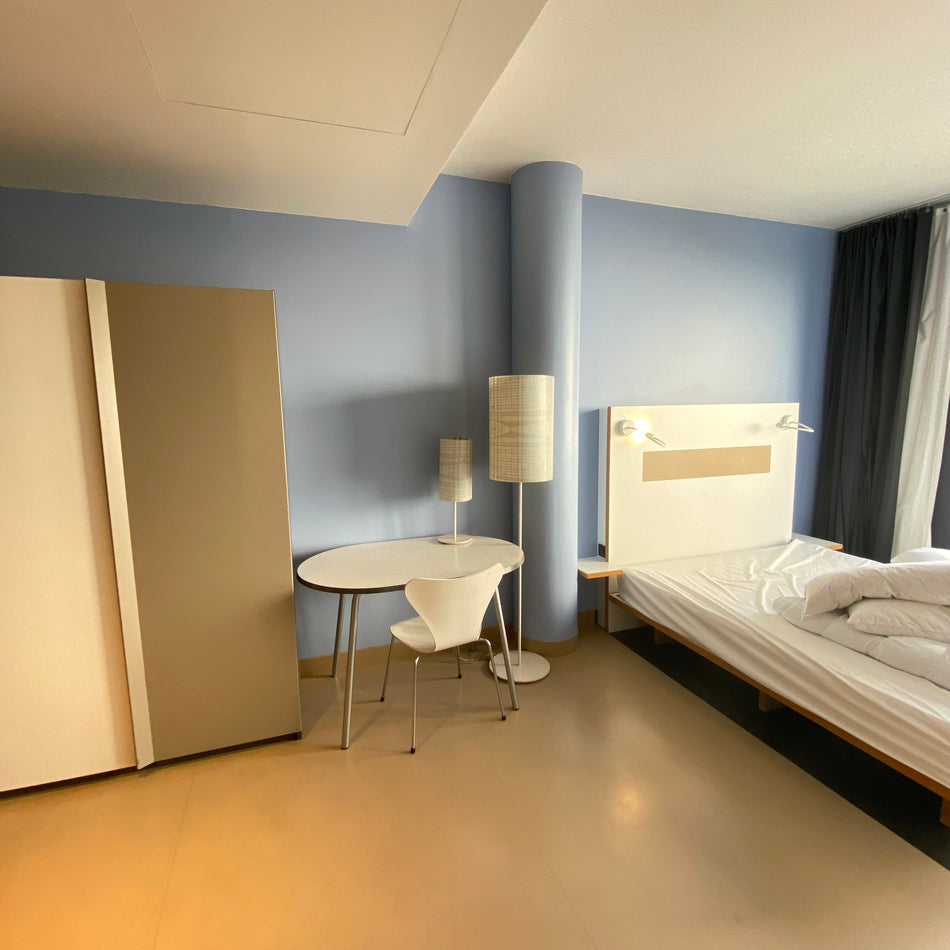 Komplettes Hotelzimmer mit 2 Einzelbetten Designerstücke Standardzimmer Deluxe