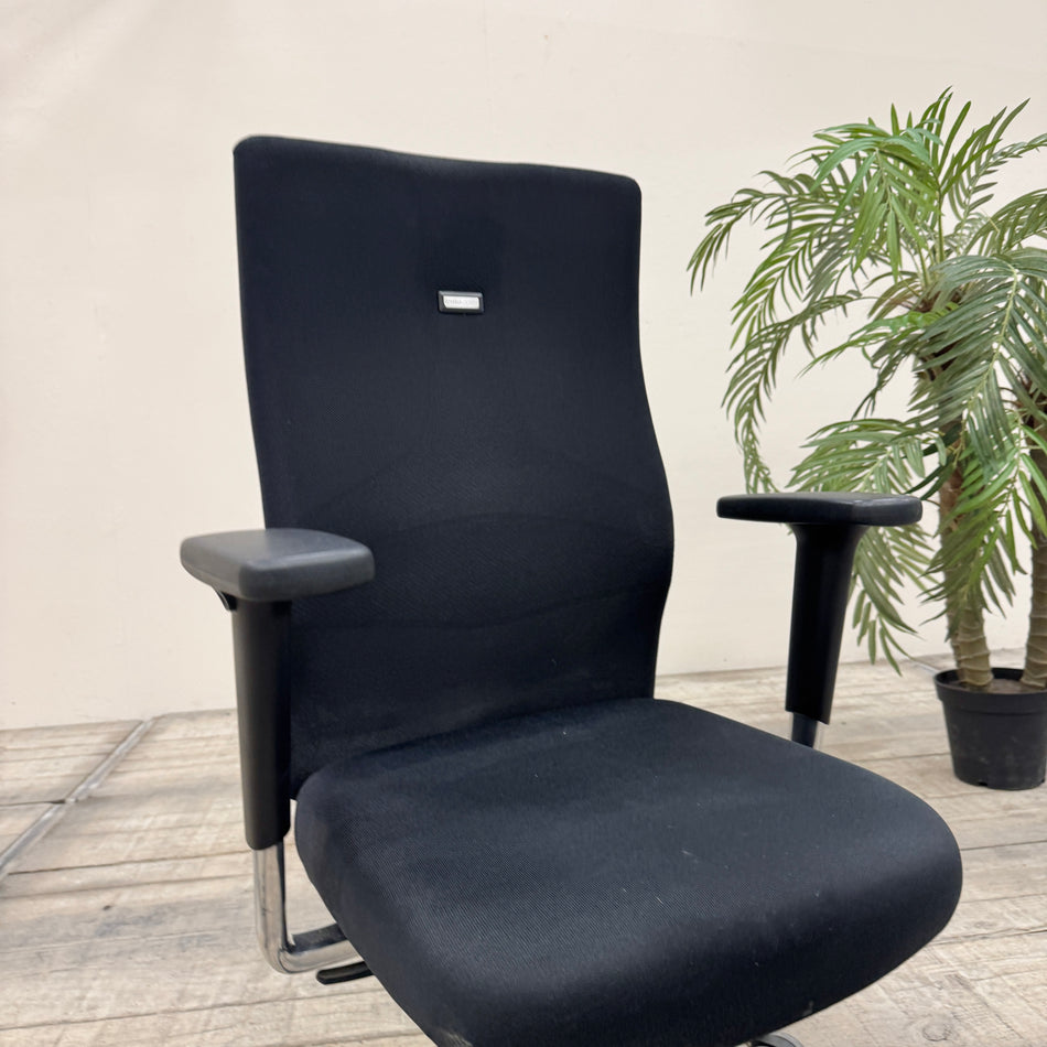 Lento Agilis Bürodrehstuhl Schwarz Silber Stoff Metall Ergonomisch Drehstuhl Gebraucht