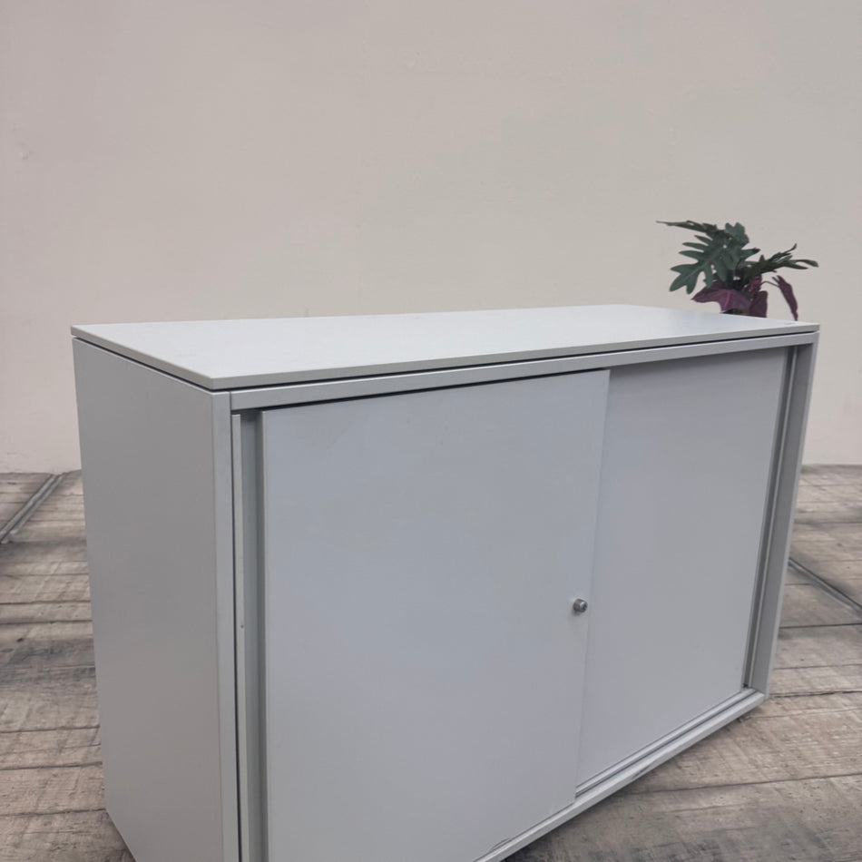 Planmöbel Sideboard 120cm 2OH Grau Büro Schrank gebraucht