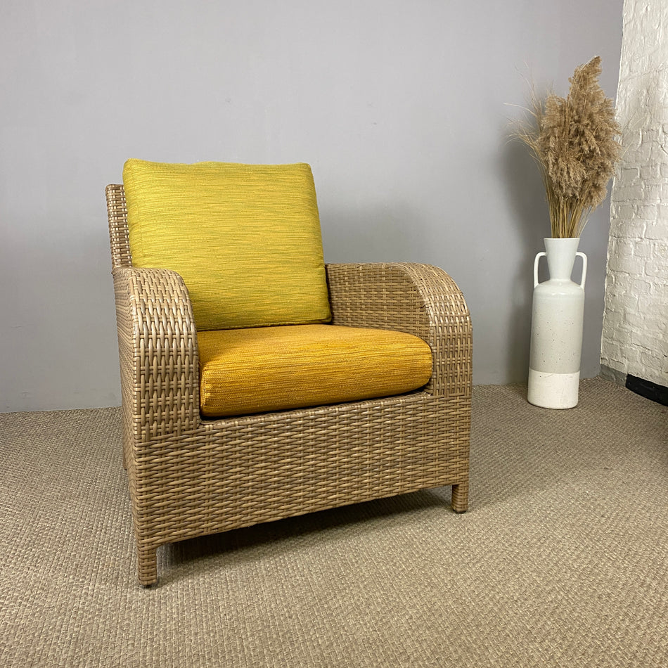 Outdoor Rattan Armlehnsessel gebraucht orange grün dunkel Sessel