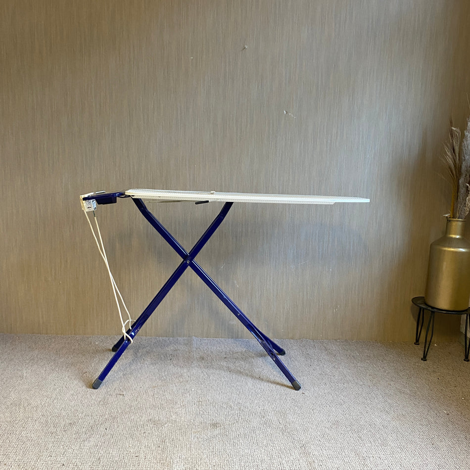 Bügelbrett gebraucht blau weiß Metall klappbar