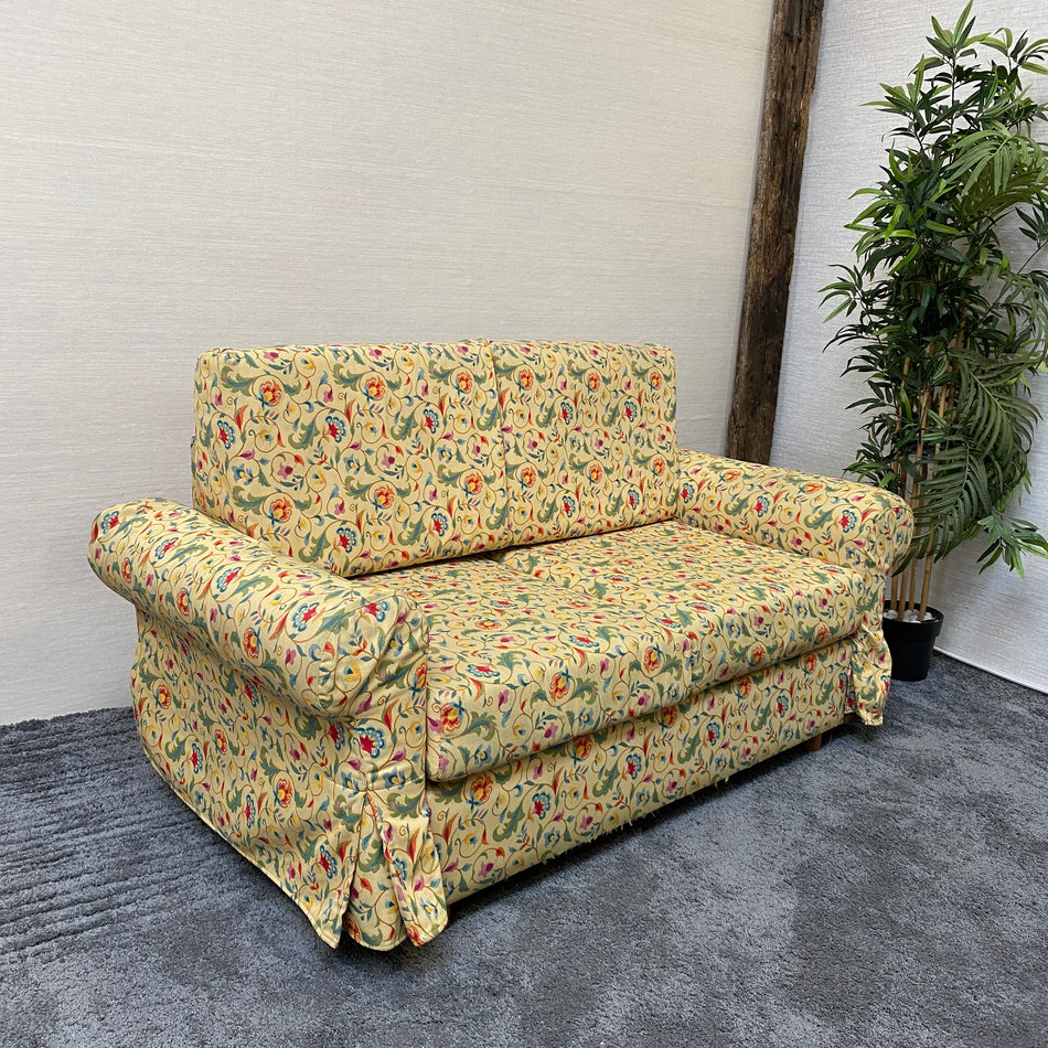2-Sitzer Sofa mit abnehmbarem Blumen-Hussenbezug – Vintage Stoffsofa – gebraucht