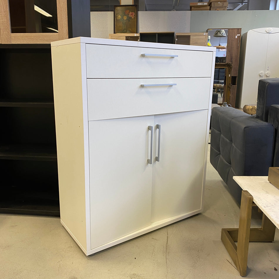 Weiße Kommode mit Schublade & Doppeltüren – modernes Sideboard aus Dänemark