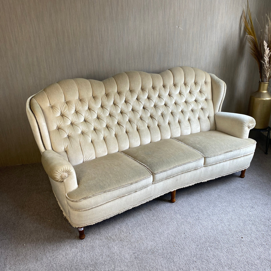 Vintage Sofa gebraucht beige 3 Sitzer Couch gesteppt