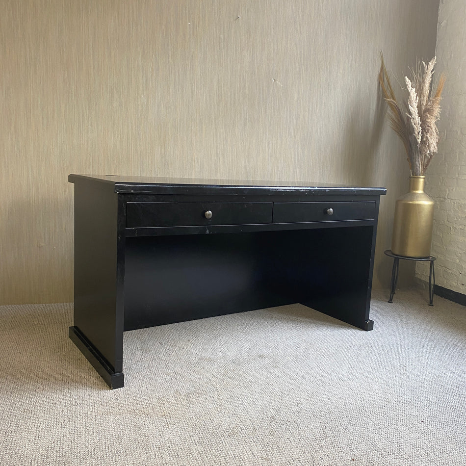 Schreibtisch gebraucht schwarz Holz 2 Schubladen Tisch 145cm