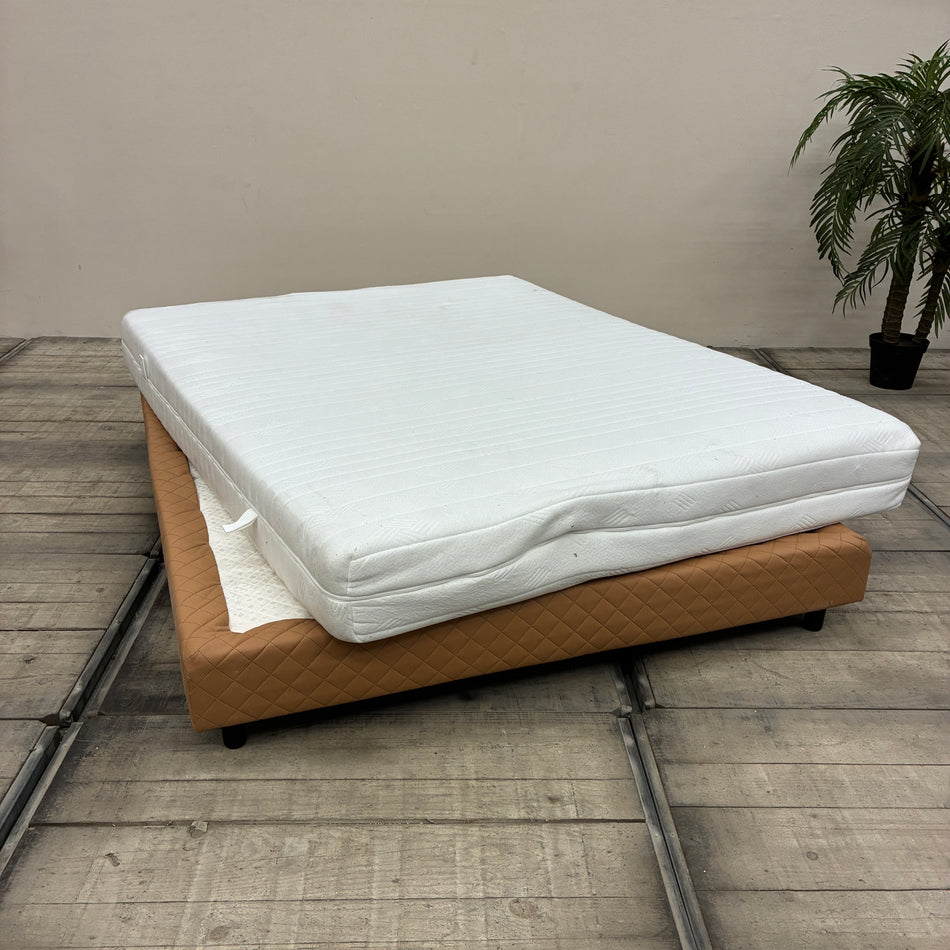 Boxspringbett Braun 160x200 inklusive Matratze Stoff Bett Gebraucht