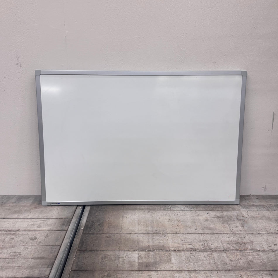 Whiteboard 60x90 Schreibtafel Weiß Metallrahmen Magnetisch Bürobedarf Gebraucht