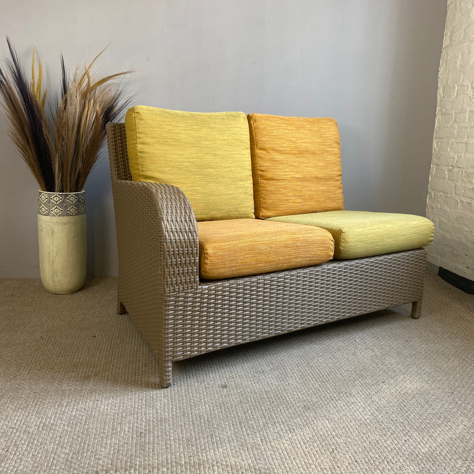 Outdoor Rattan Sofa gebraucht orange grün matt dunkel 2 Sitzer L
