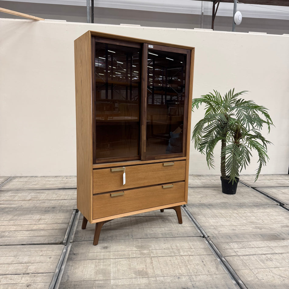 Chervil Vitrine Eiche Massivholz Glasschiebetüren Highboard Retro Mid-Century