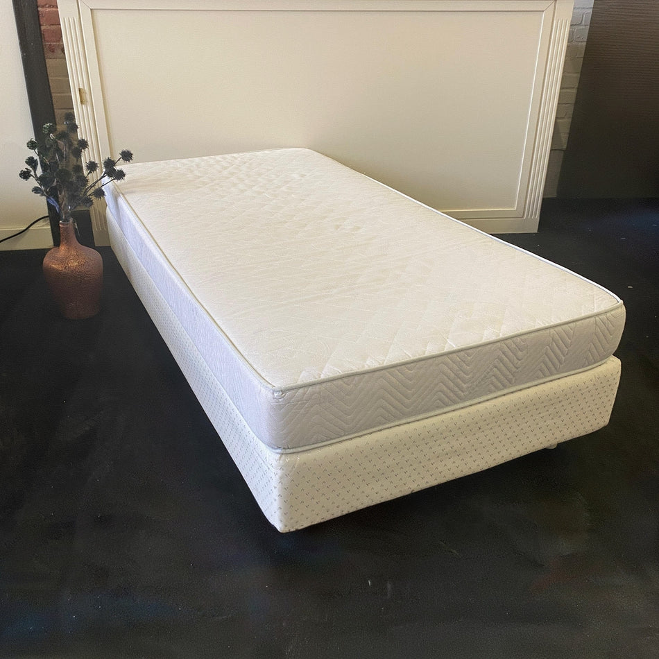 Boxspringbett weiß 100x200 inkl. Matratze – Bett gebraucht