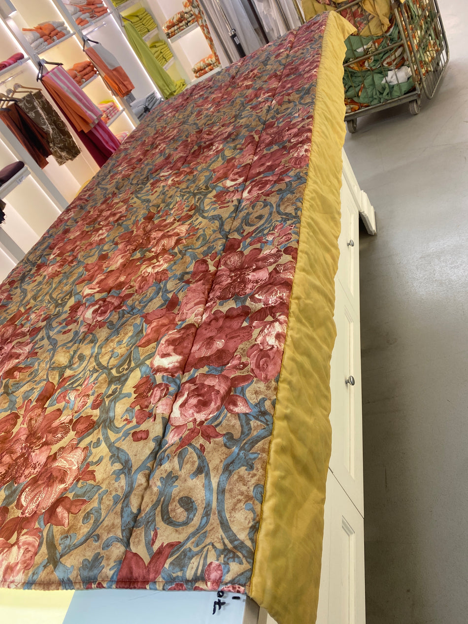 Tagesdecke rot Blumenmuster 200x250 gebraucht