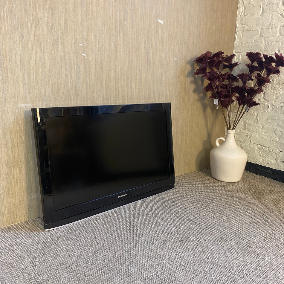 Grundig Vision 32-4900 H LCD Wandfernseher – TV gebraucht