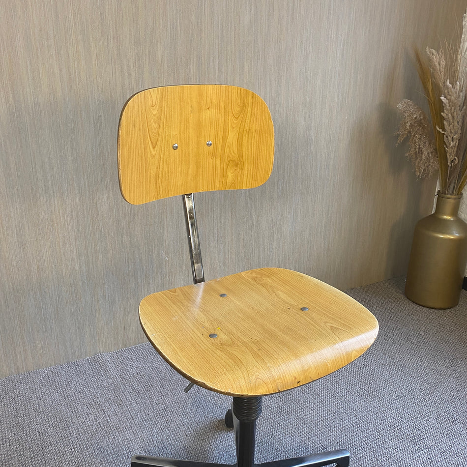 Vintage Schulstuhl Bürodrehstuhl gebraucht Multiplex Holz Eiche Stuhl