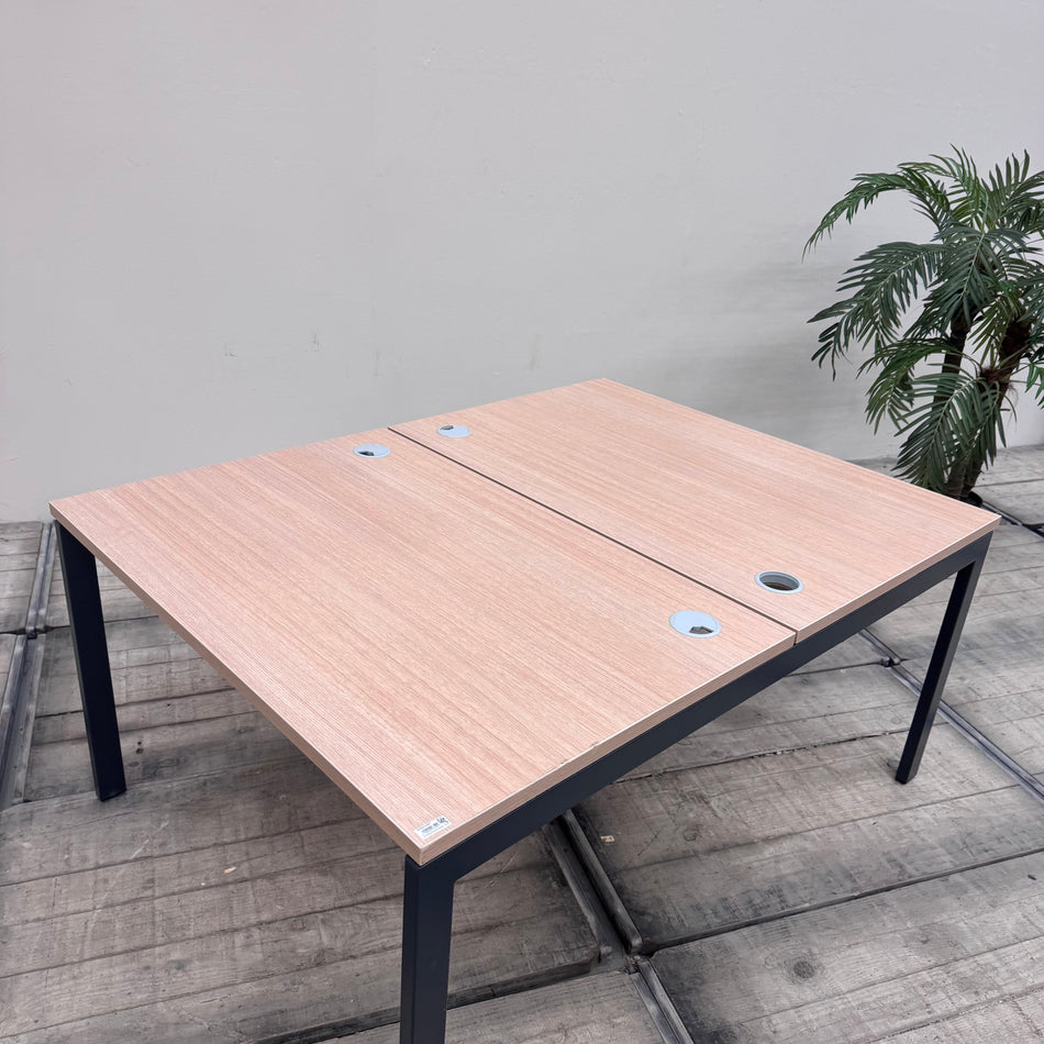 MDD Doppel-Schreibtisch für 2 Arbeitsplätze Bench-System Büro Gebraucht
