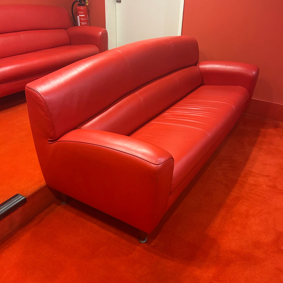 Sofa Poltrona Frau Leder knallrot Couch 3-Sitzer - Kino