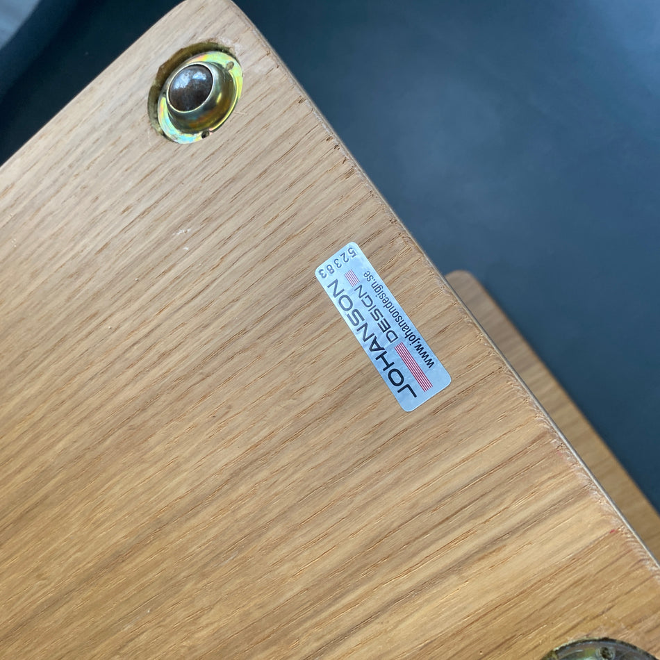 Johanson Newton Beistelltisch Eiche  Furnier Design-Hotel