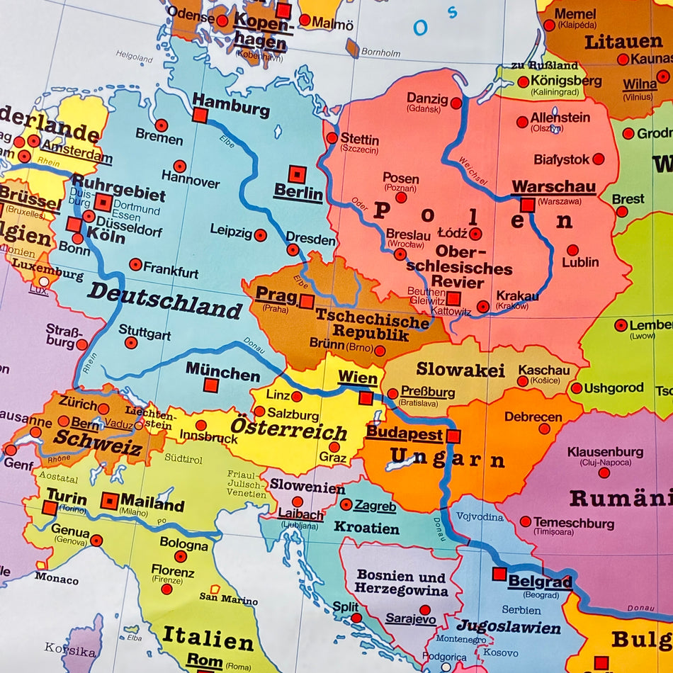 Vintage school map – Political map of Europe – Geography teaching chart, Westermann roller map, used
