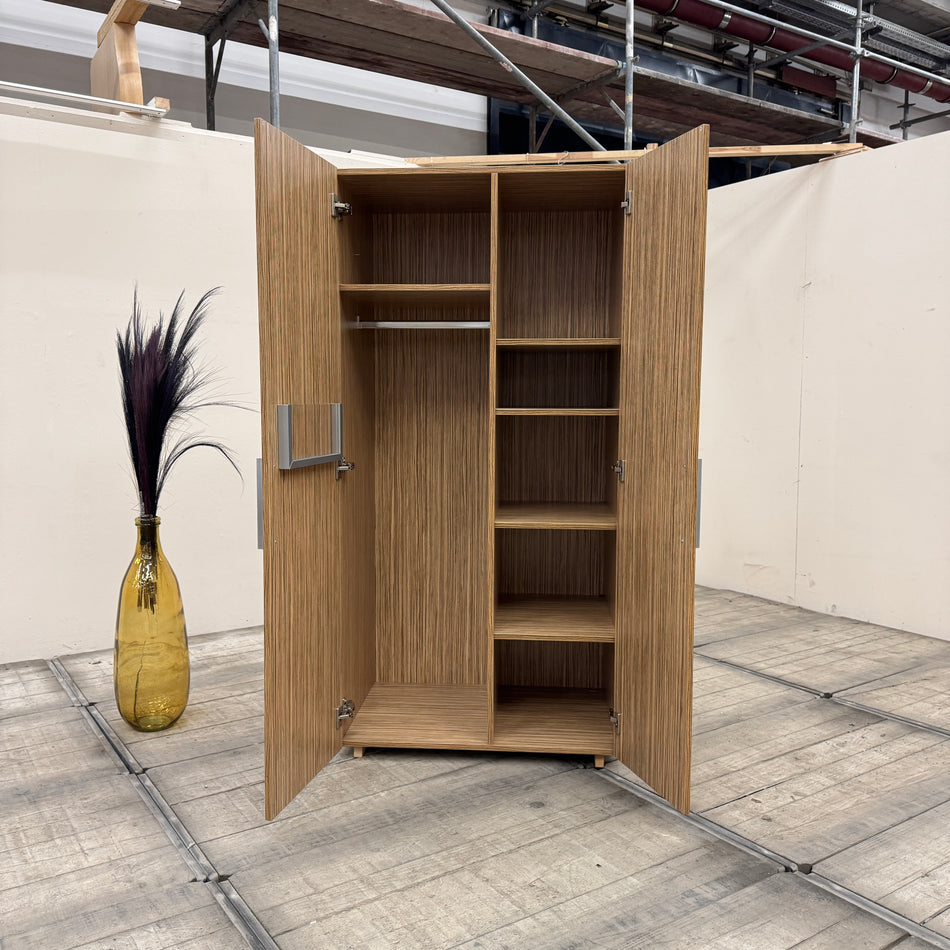 Kleiderschrank Holz R 2-türig Garderobenschrank Holzdekor Schrank Gebraucht