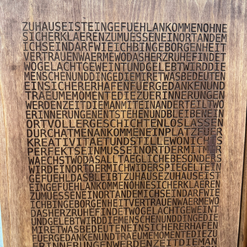Thomas Klotz Upcycling Kommode Schrank Typografie Kiefer Massiv Unikat