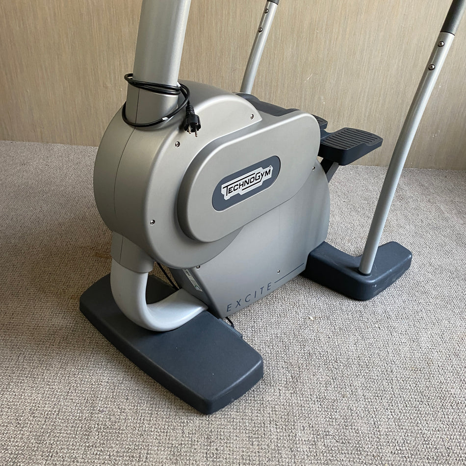 Technogym Step Excite Classic 700i Stepper gebraucht