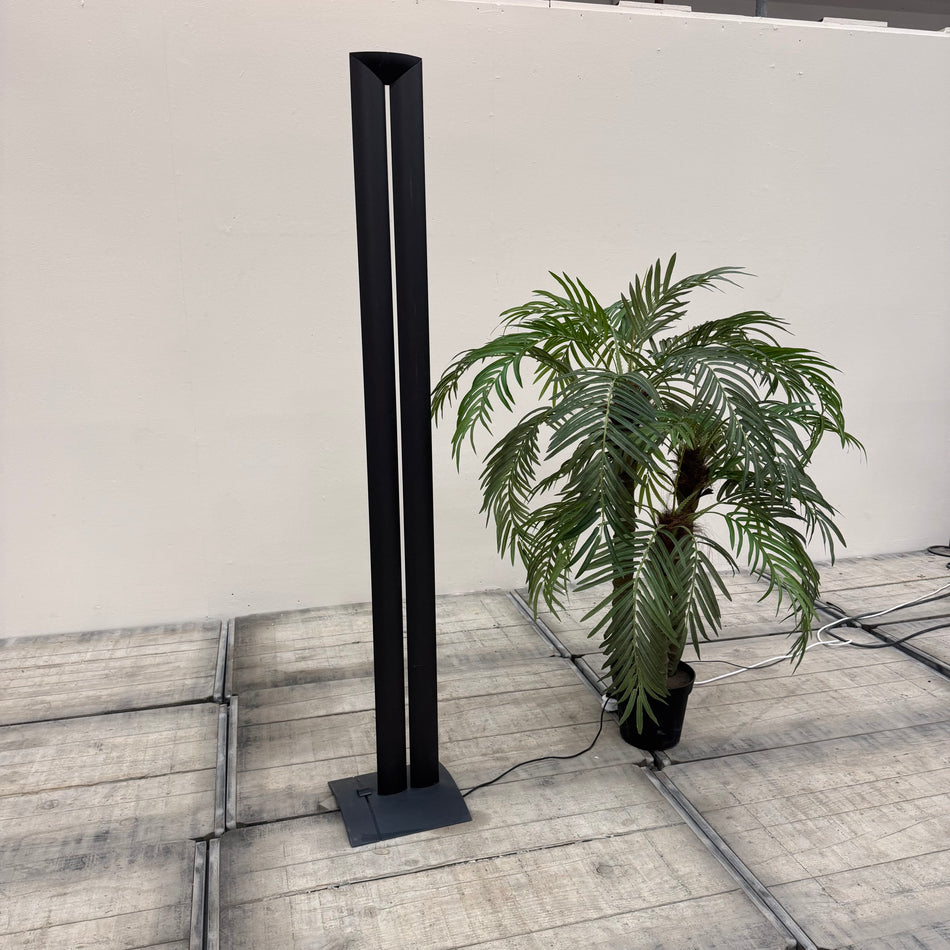 Belux Stehlampe Schwarz Design Lampe Deckenfluter Gebraucht