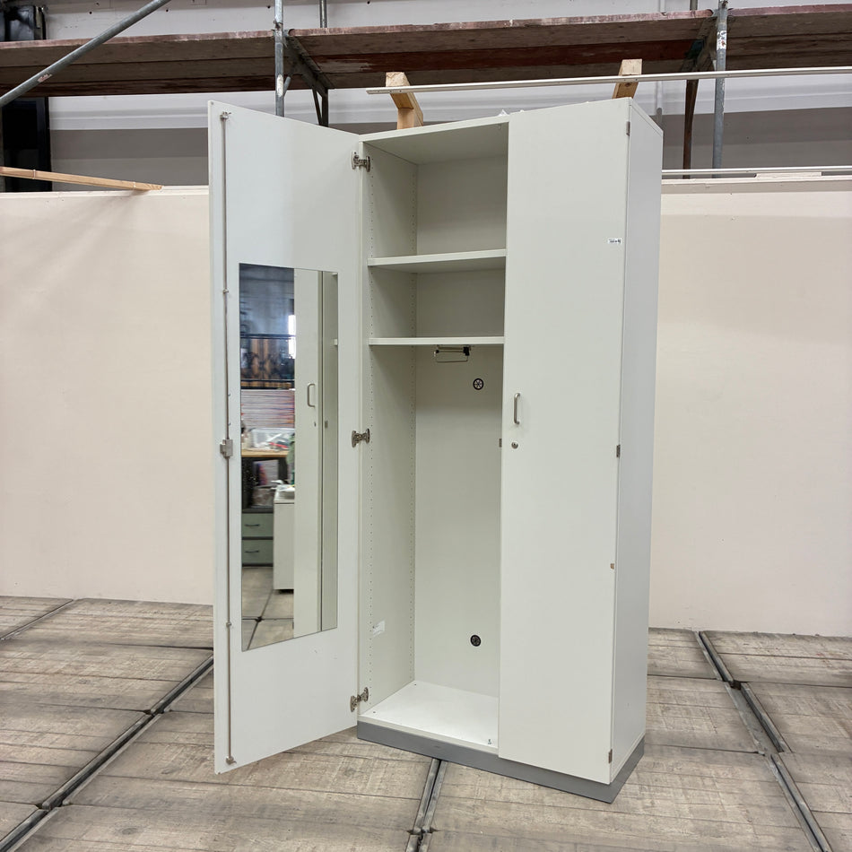 Großer Kleiderschrank Garderobenschrank Weiß Mit Spiegel Büro Schrank 230cm Gebraucht