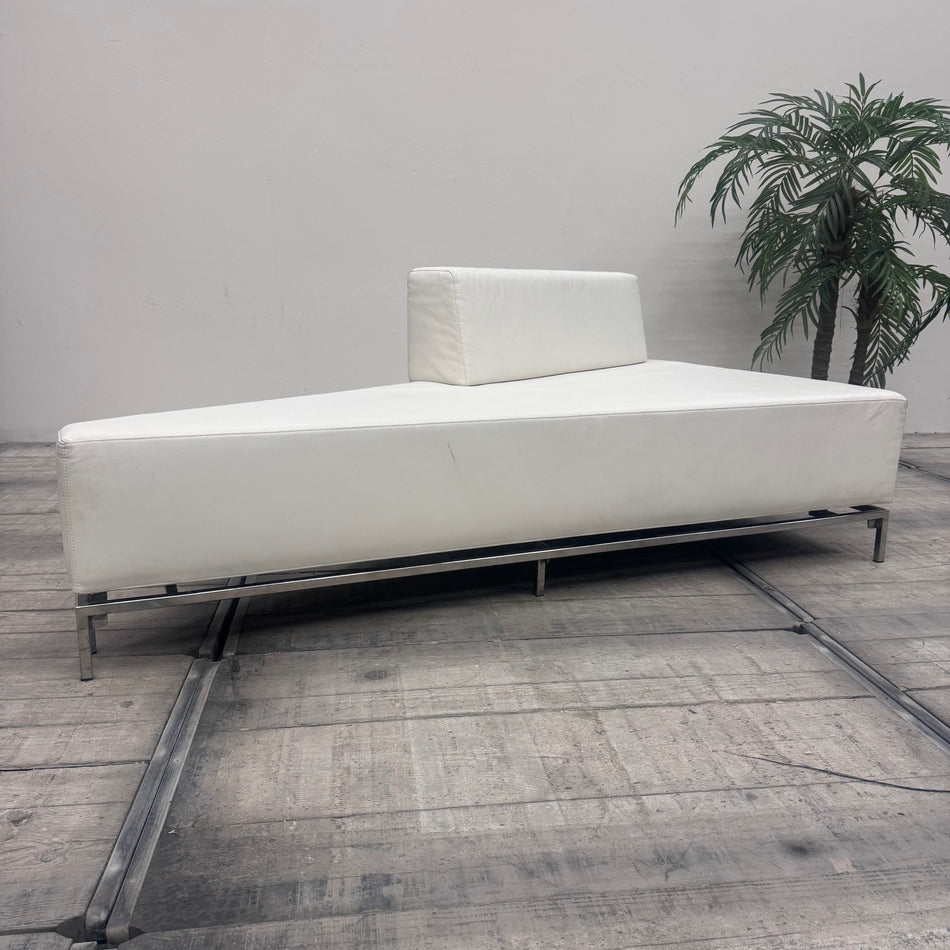 Exklusives Designer Lounge Sofa Weiß Leder Keilform Couch Gebraucht