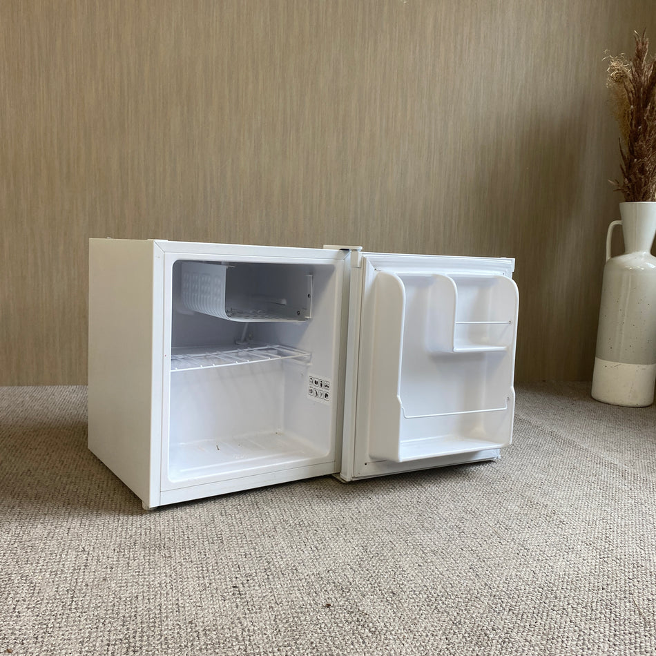 Silvercrest Minibar gebraucht weiß Hotelkühlschrank