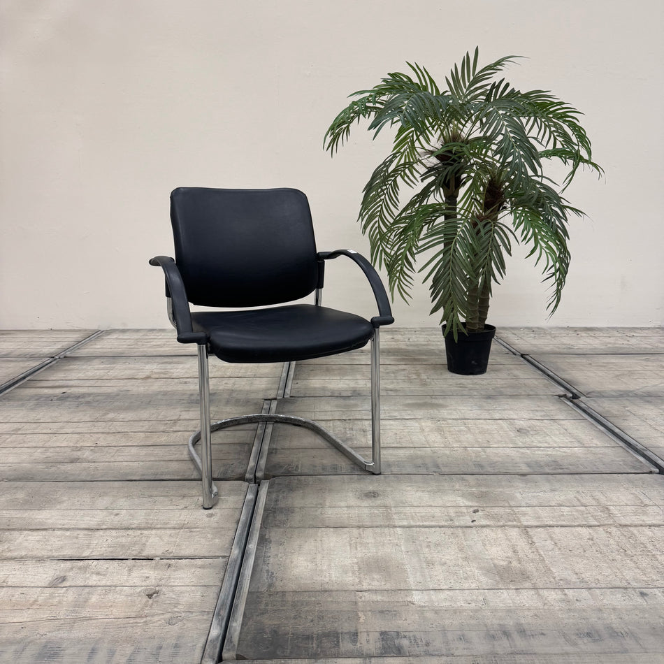 Topstar Besucherstuhl schwarz Freischwinger Stuhl gebraucht