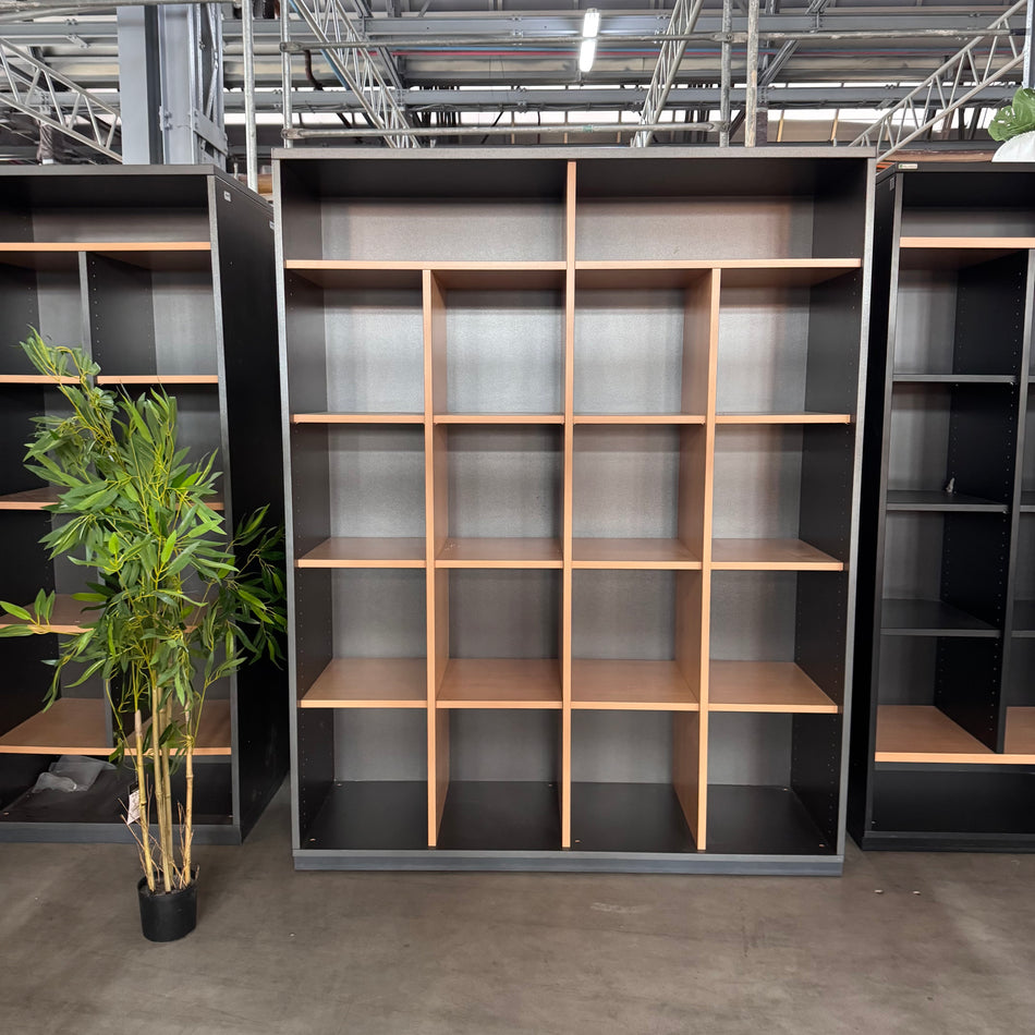 Großes Büroregal Fächerregal Anthrazit Buche Holz 6x4 Regal Gebraucht