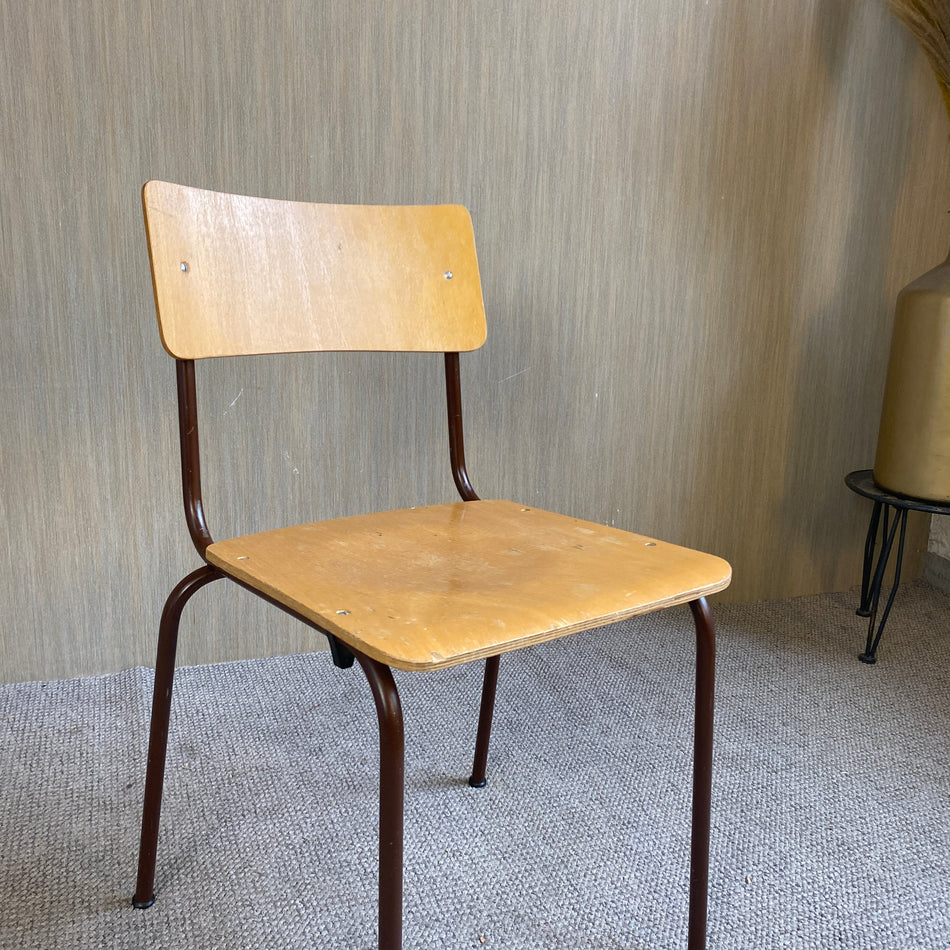 Stapelstuhl gebraucht braun Eiche Holz Stuhl