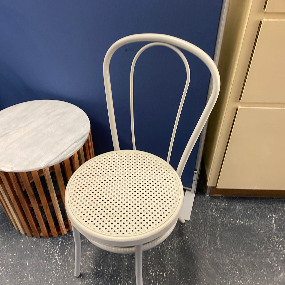 Gartenstuhl hellgrau Metall im Thonet Stil Stuhl