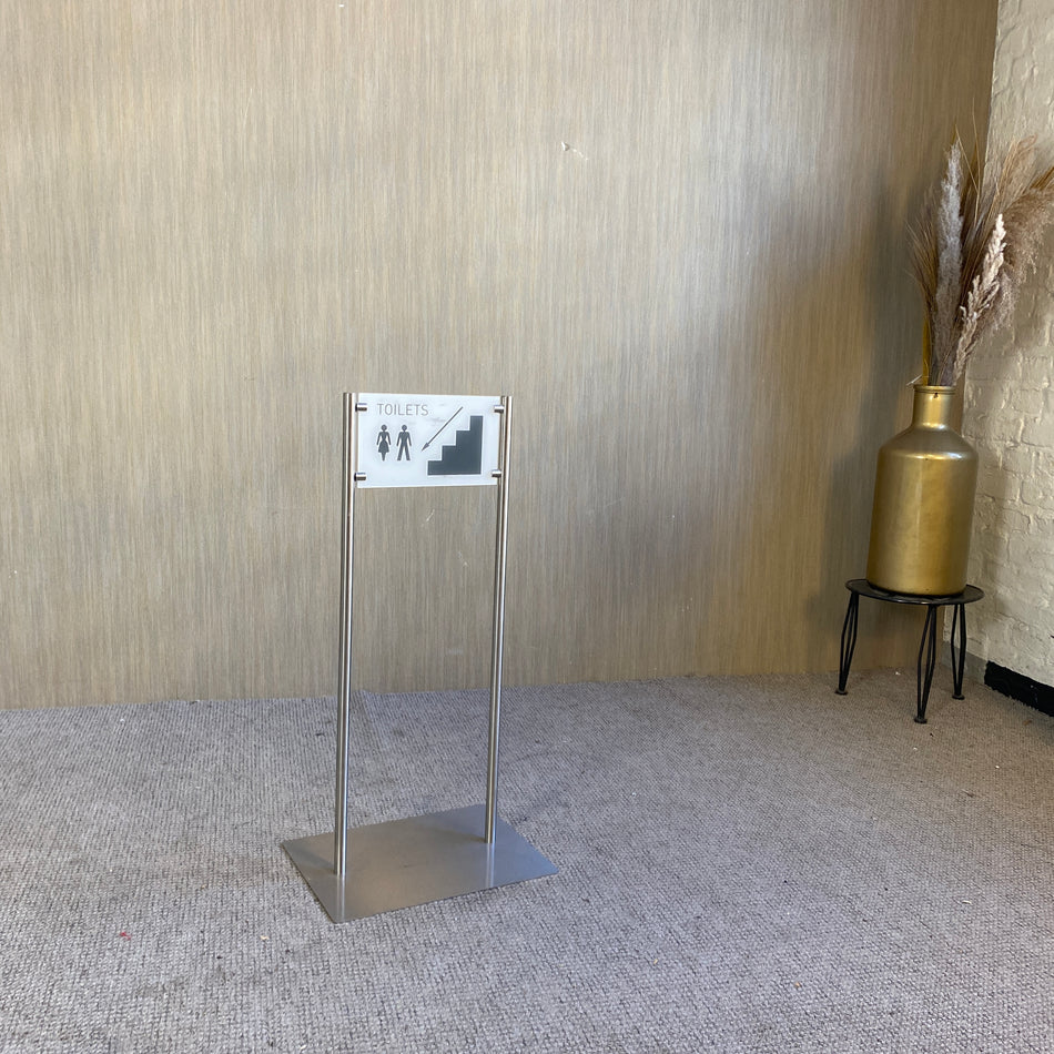 Toilettenständer gebraucht Metall Glas 81cm Aufsteller