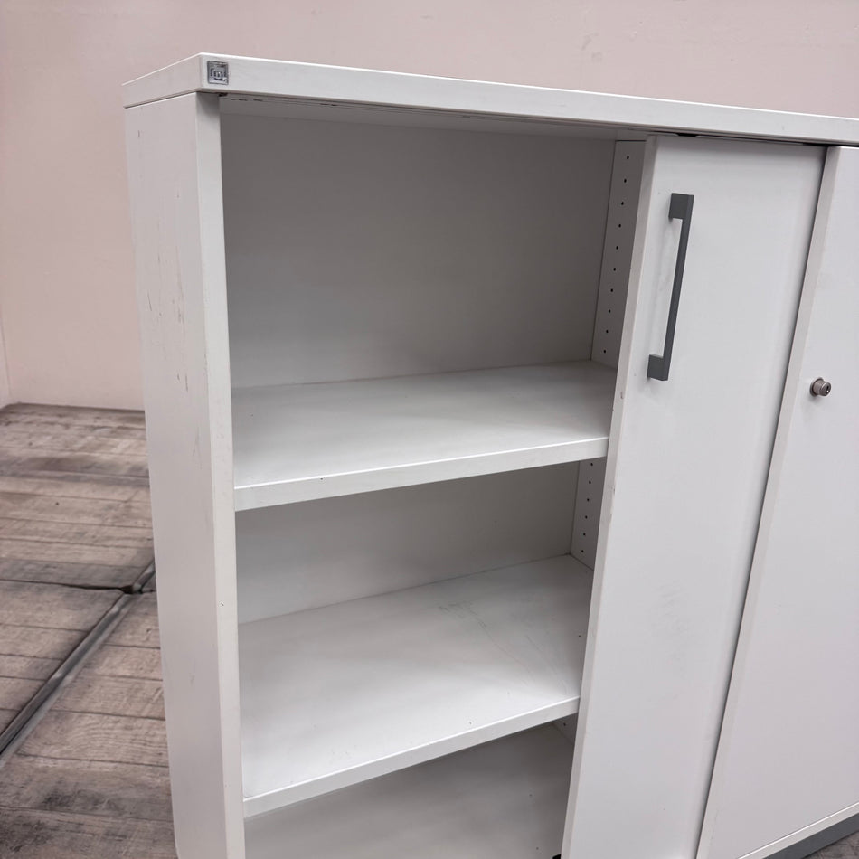 FM Schiebetürenschrank Weiß Holz mit Schiebetüren Highboard Gebraucht