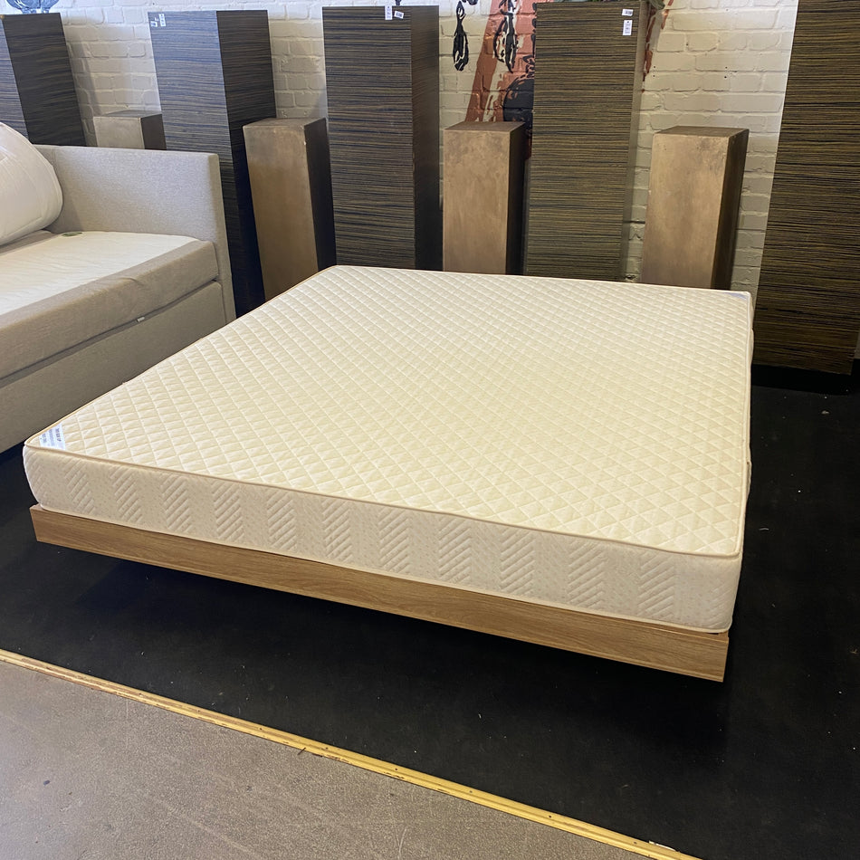 Holzbett Bett mit Matratze 180x200 Doppelbett