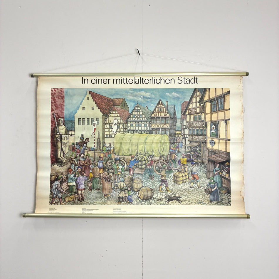 Vintage Schulkarte – In einer mittelalterlichen Stadt – Geschichte Lehrtafel Rollbild Wanddeko