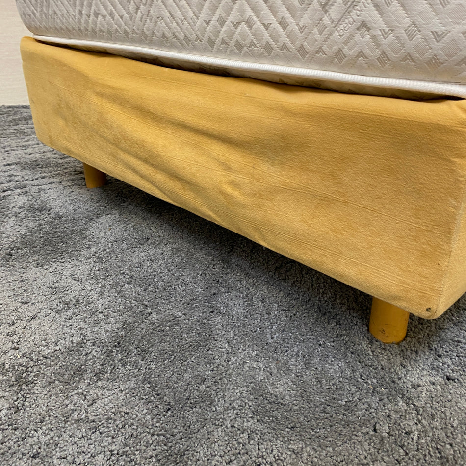 Boxspringbett gebraucht gelb 90x200 Bett inkl Matratze