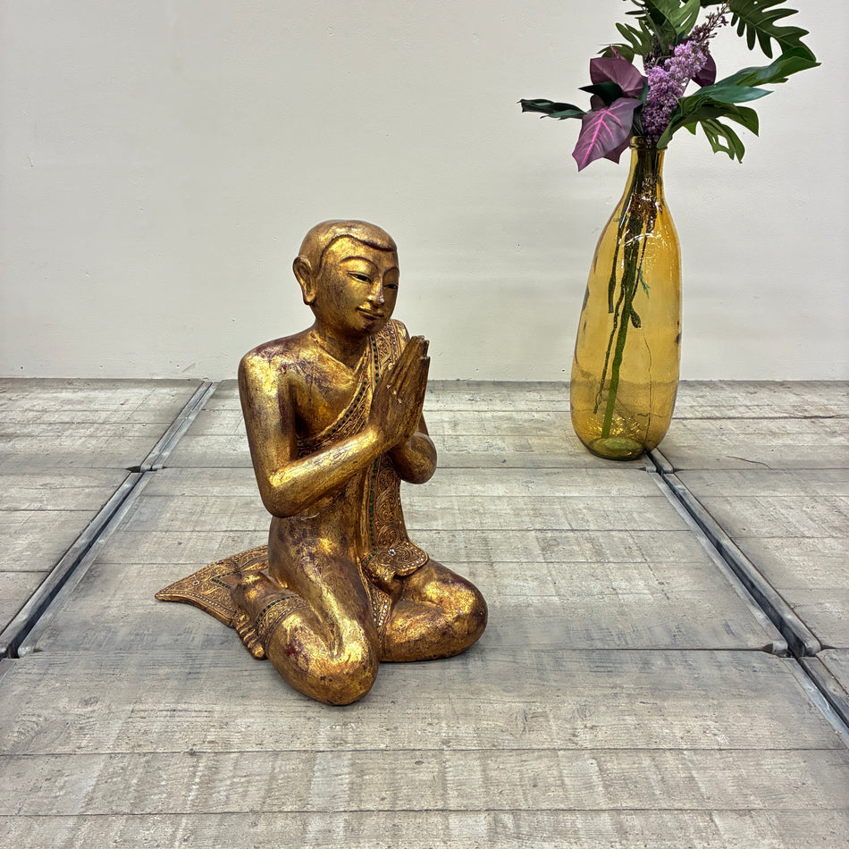 Thailändische Figur Betender Mönch Holz Vergoldet Mosaik Gebraucht