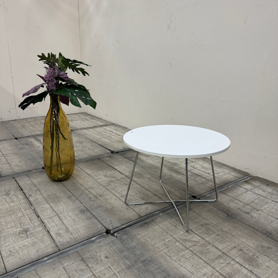 Runder Beistelltisch Loungetisch mit Chromgestell Couchtisch Tisch Gebraucht