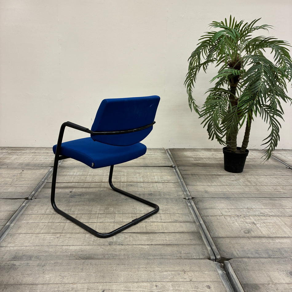 Sitland Freischwinger Blau Schwarz Büro Konferenz Stuhl Gebraucht